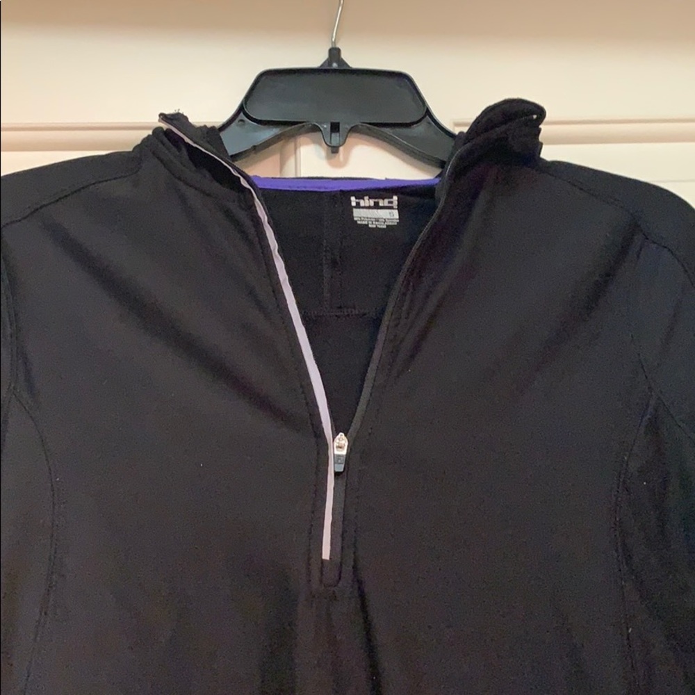 Hind black workout top Small